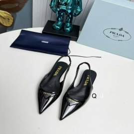 Picture of Prada Shoes _SKUPradasz35-40J020618998